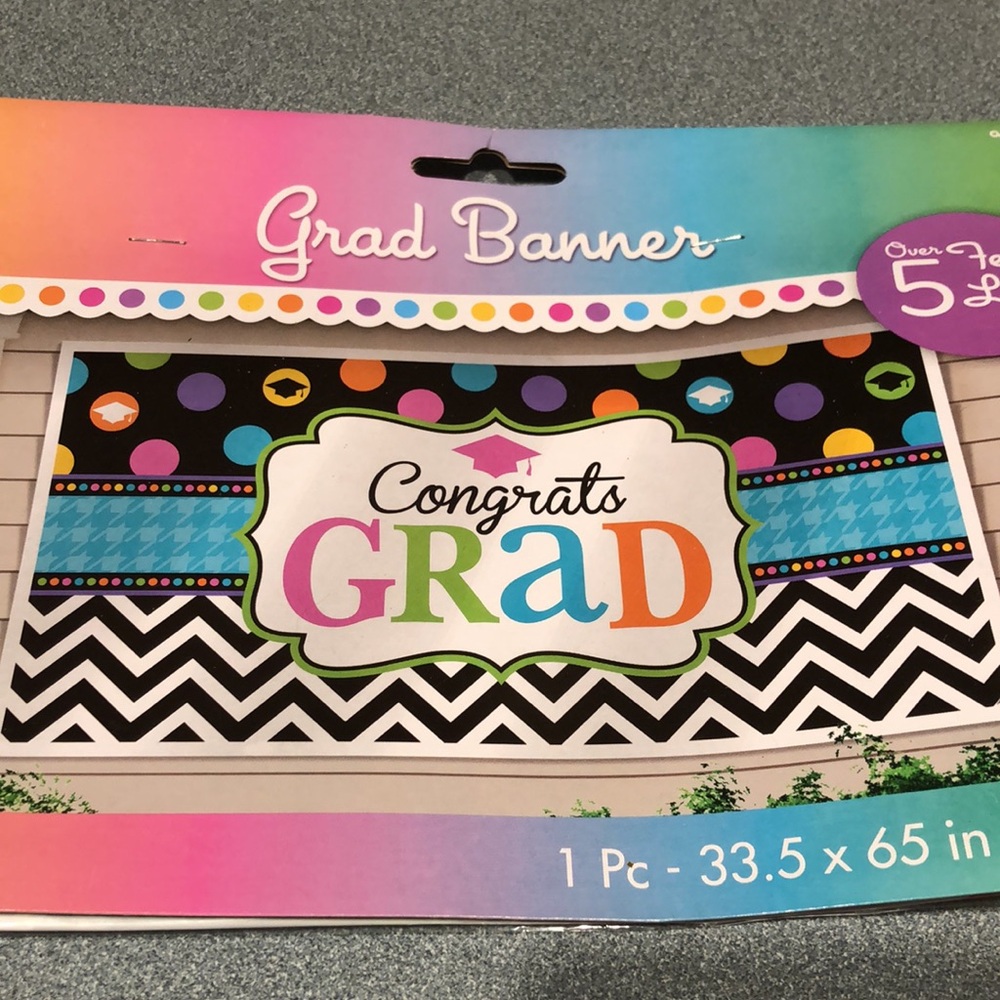 Grad Banner - Picture 4 of 7